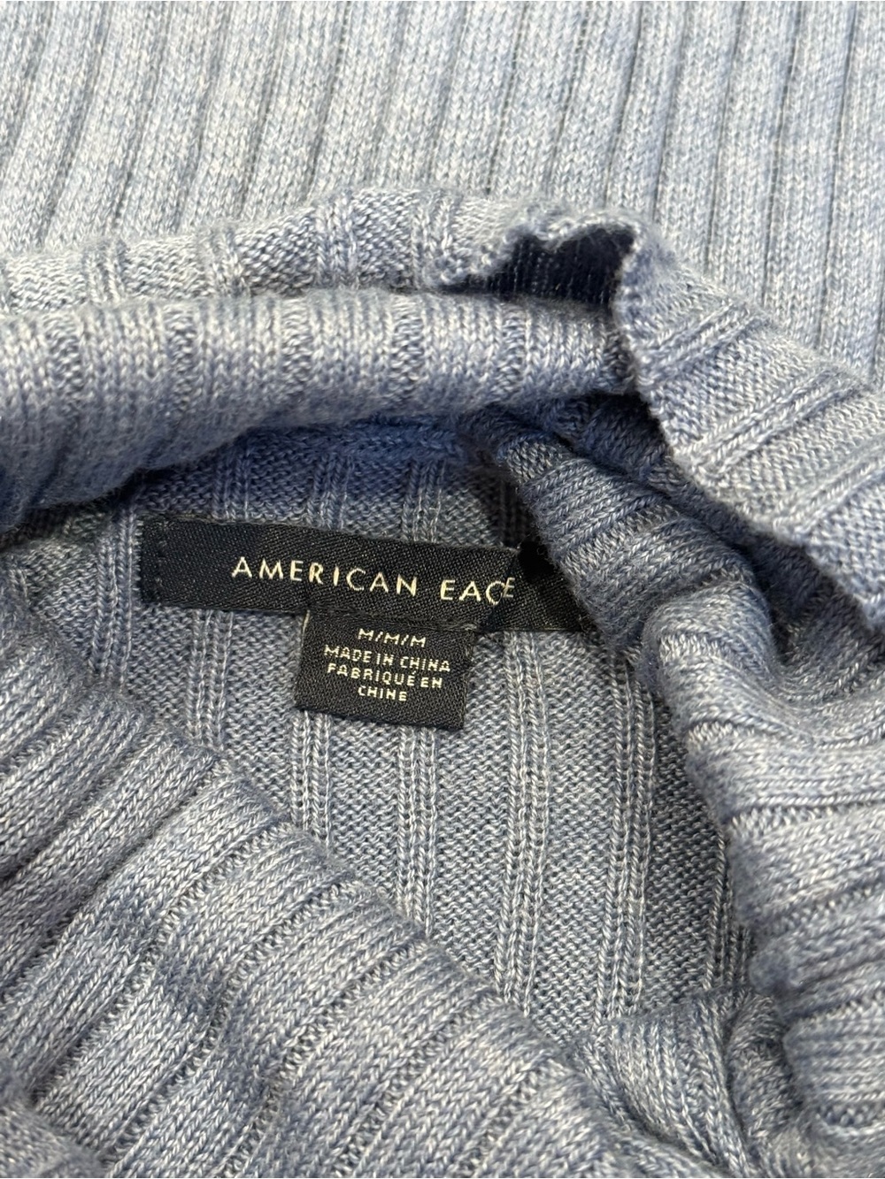American Eagle Periwinkle Blue Ribbed Turtleneck Sweater Women's Medium - Picture 3 of 5